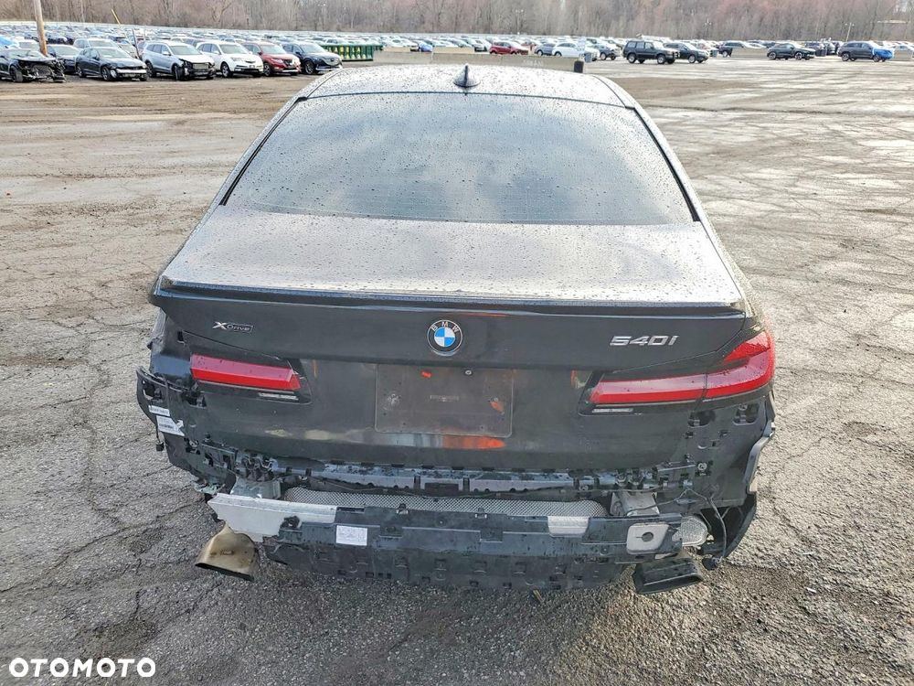 BMW Seria 5 540i xDrive Sport - 8