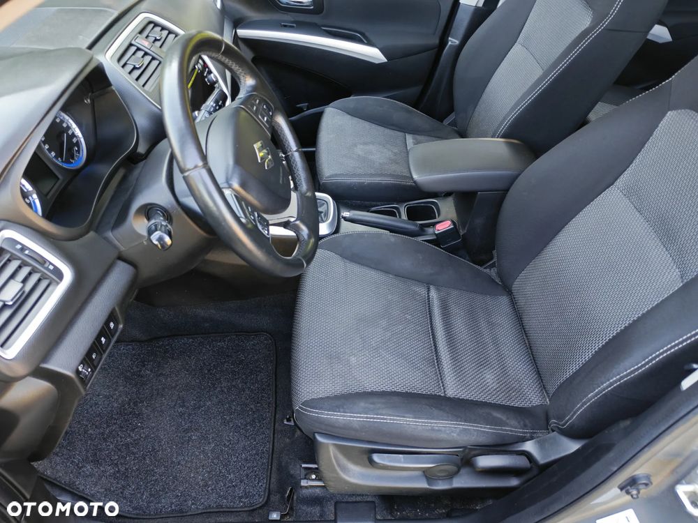 Suzuki SX4 S-Cross 1.6 DDiS 4x2 Comfort+ - 23