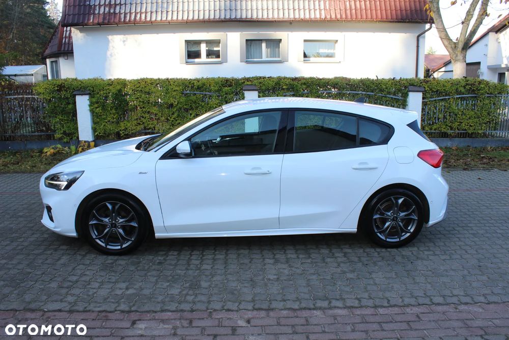 Ford Focus 1.5 EcoBlue Start-Stopp-System ST-LINE VIGNALE - 4
