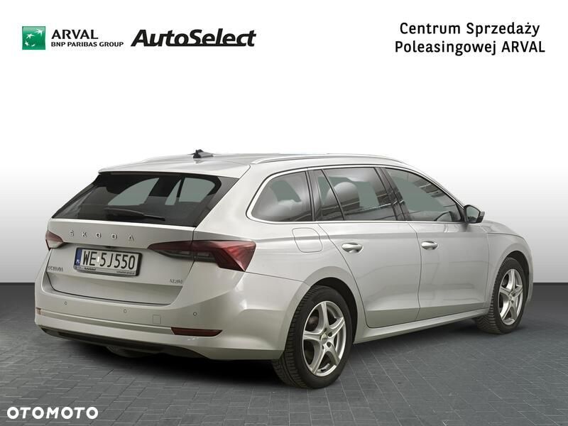 Skoda Octavia 2.0 TSI 4x4 Style DSG - 6