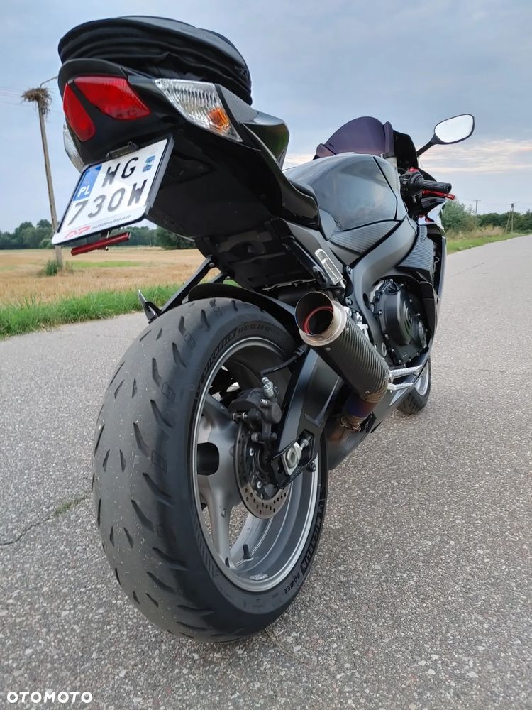 Suzuki GSX-R - 5