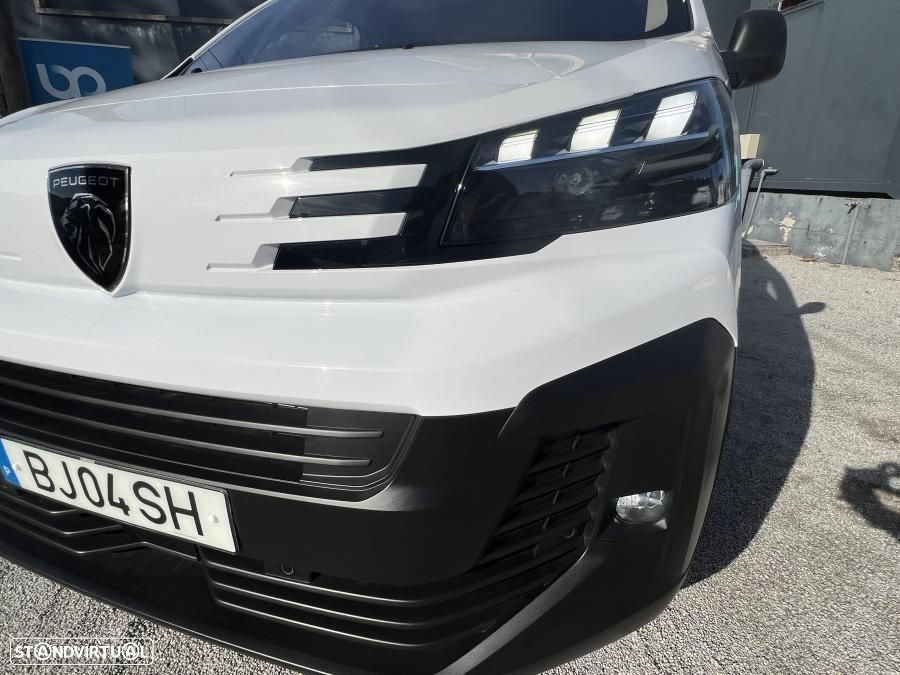 Peugeot e-Expert Cargo M 75KWH - 12
