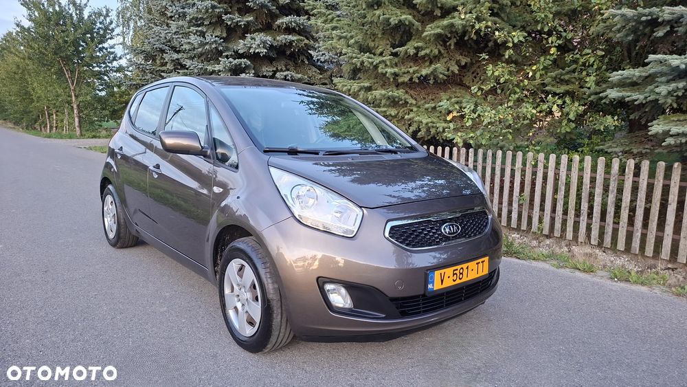 Kia Venga 1.6 L - 2