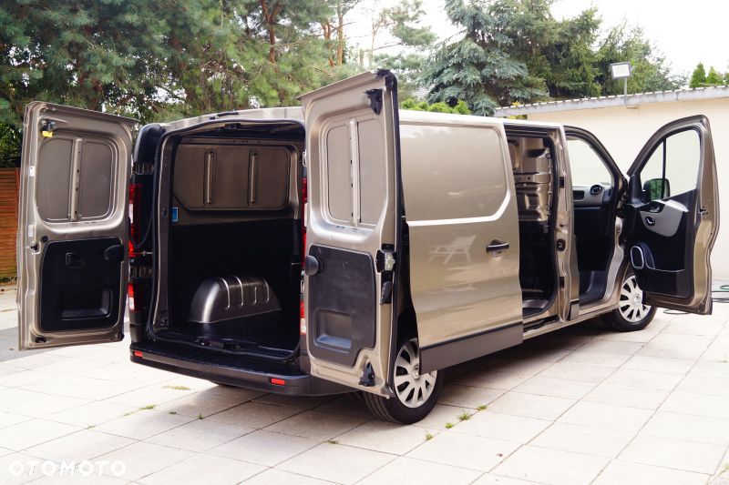 Renault Trafic - 15