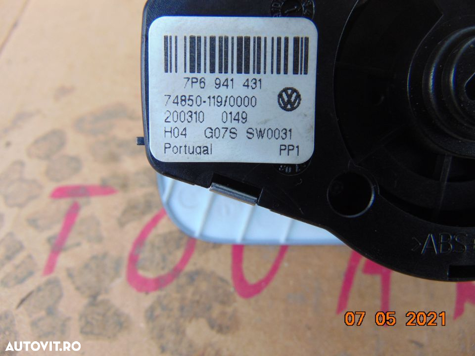 Bloc lumini VW Touareg 7p dupa 2010 dezmembrez touareg 3.0 cas - 4