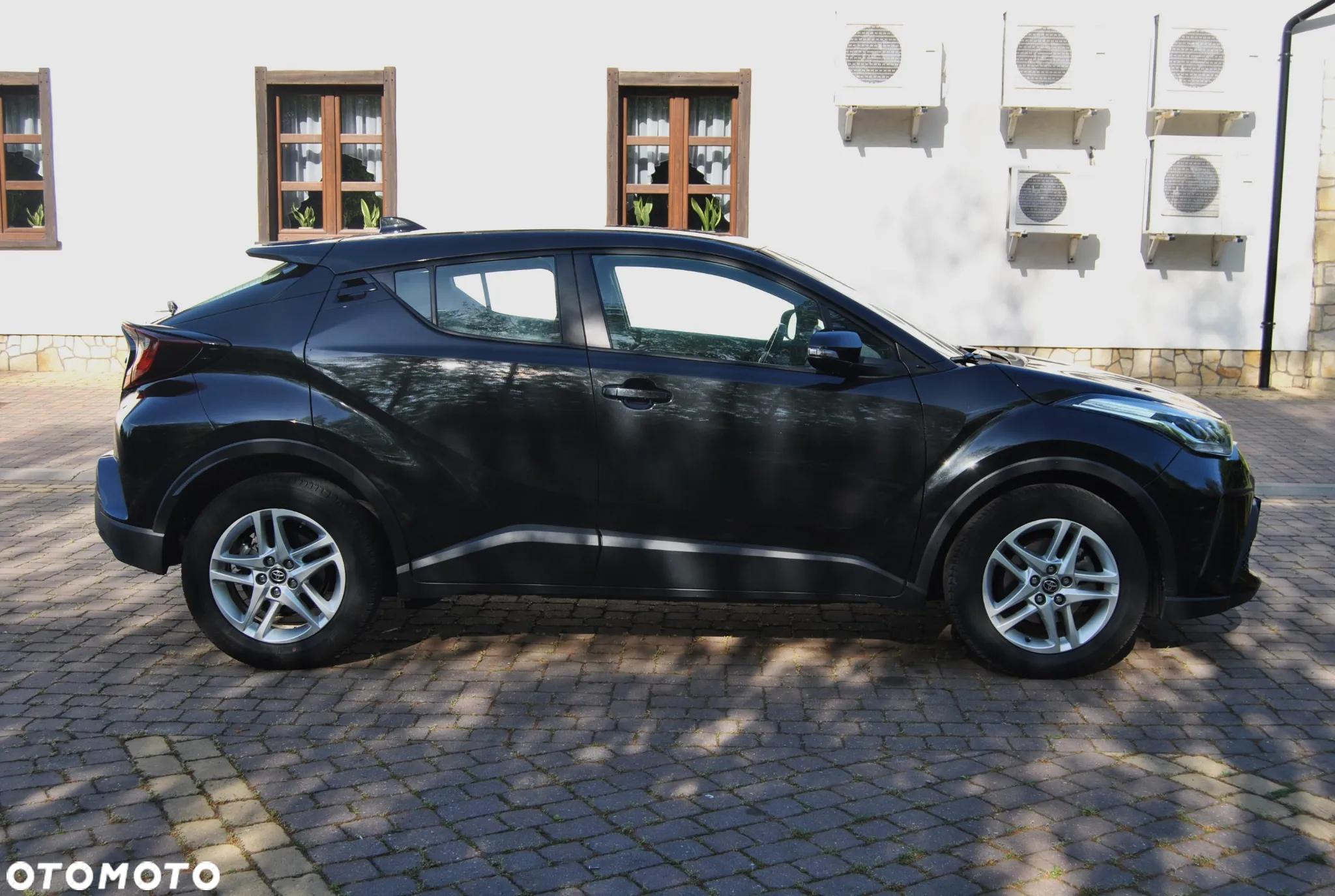Toyota C-HR Hybrid Style Selection - 20