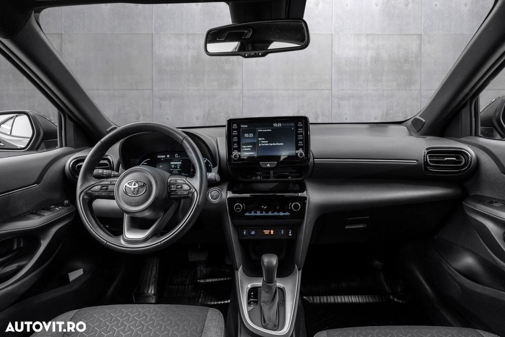 Toyota Yaris Cross 1.5 VVT-i HSD 4x4 Dynamic - 20