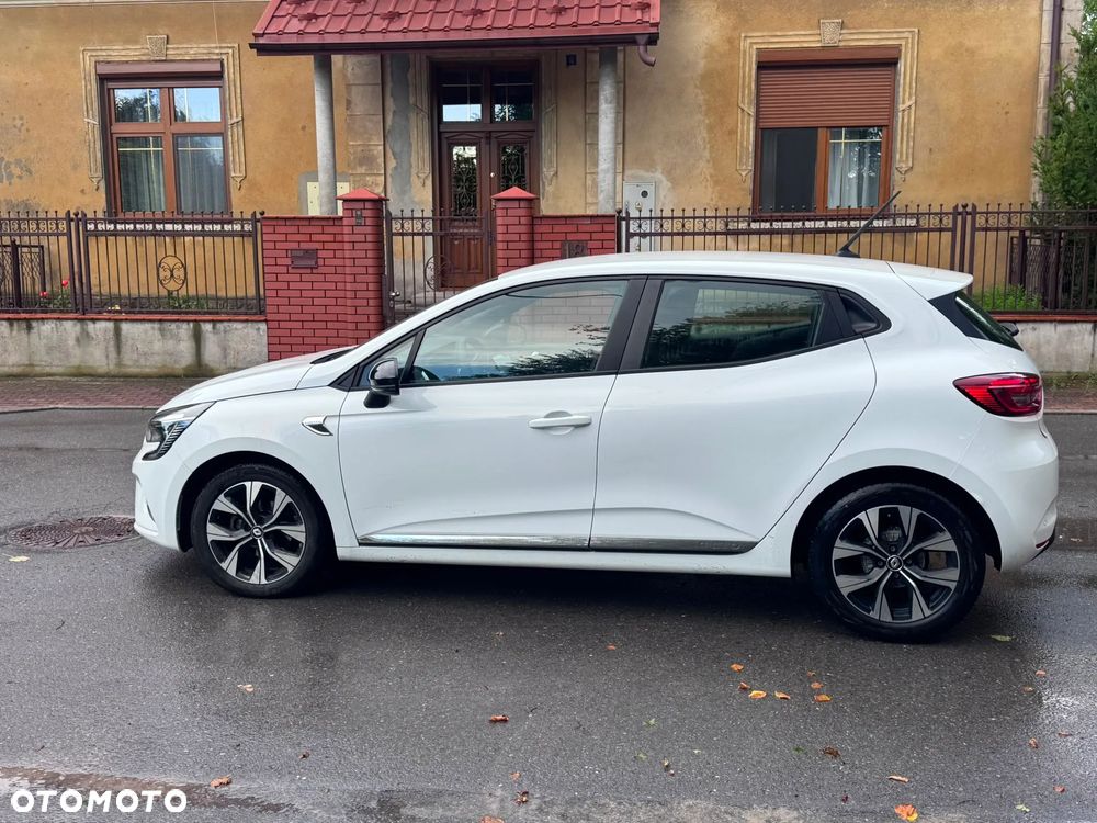 Renault Clio - 18