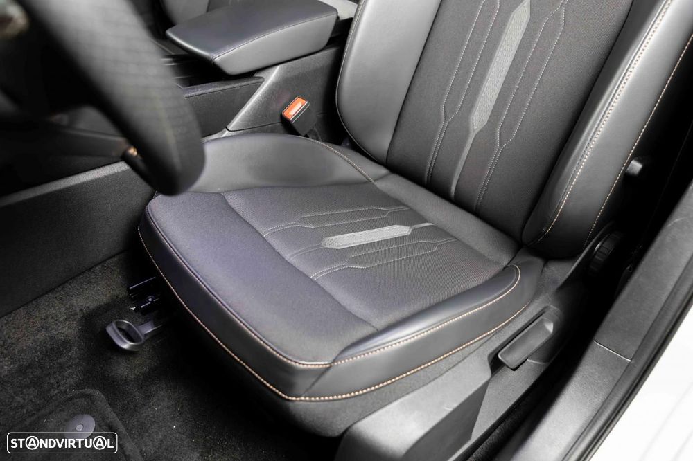 Cupra Leon ST 1.4 e-Hybrid MID DSG - 49