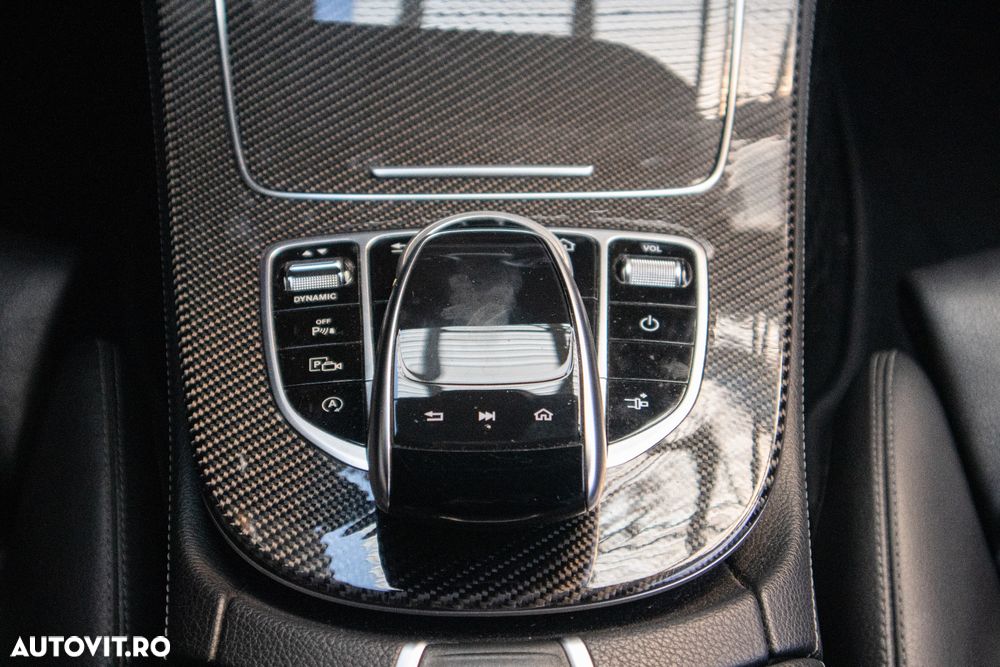 Mercedes-Benz E - 11