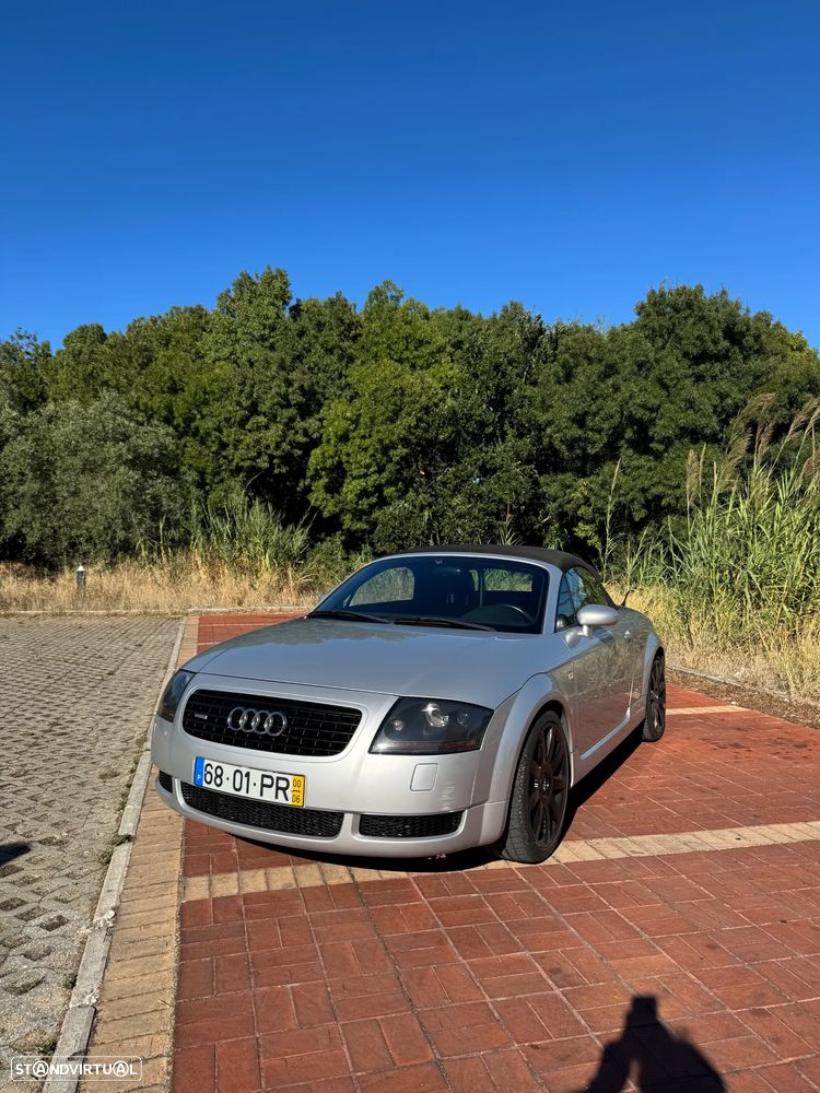 Audi TT Roadster - 4