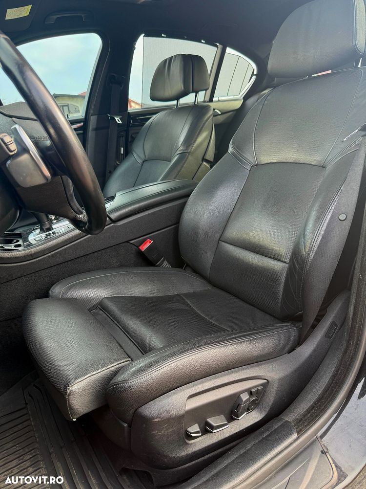 BMW Seria 5 535d xDrive - 27