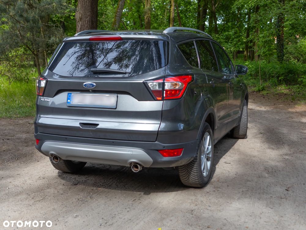 Ford Kuga - 4