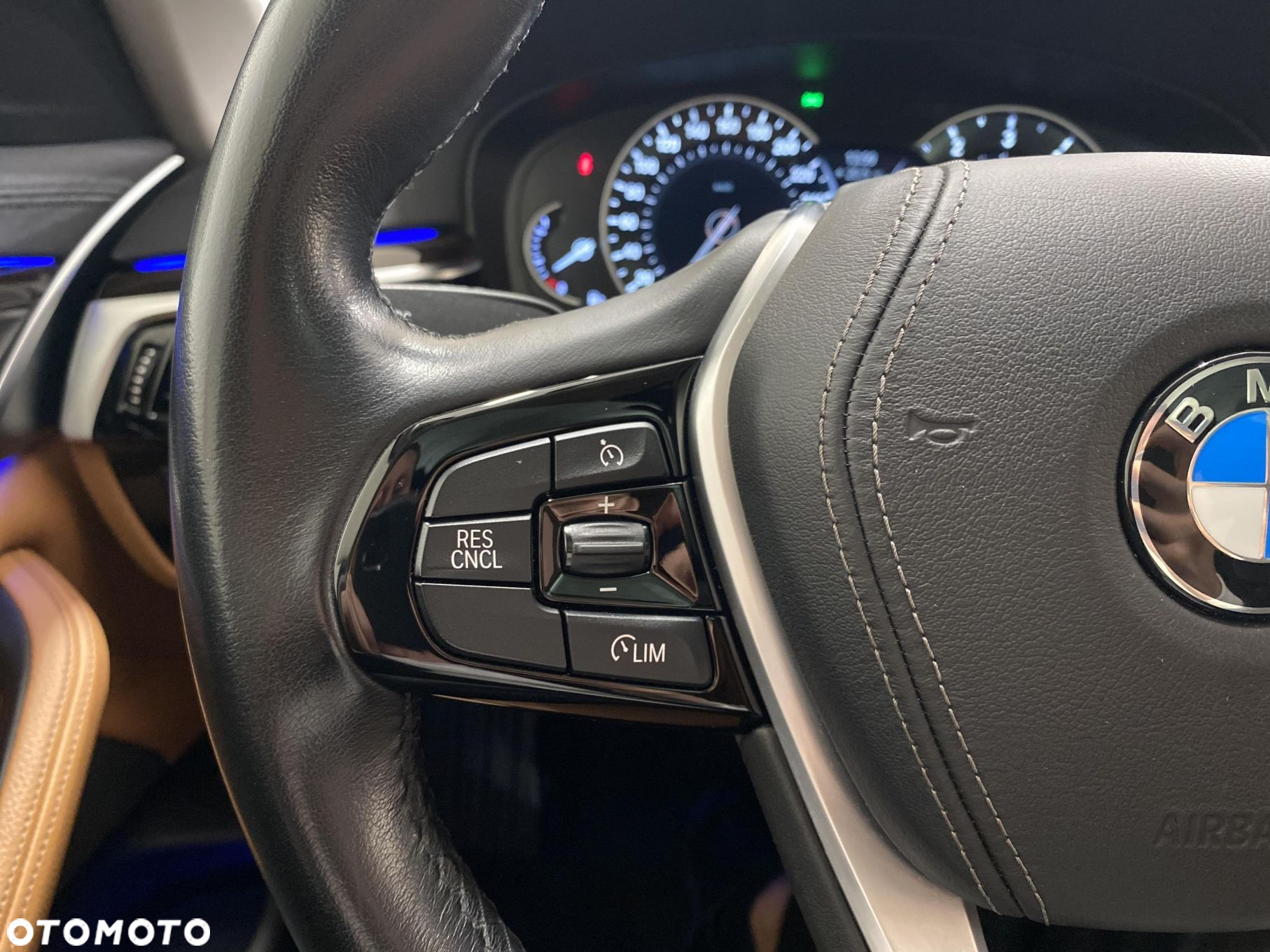BMW Seria 5 530i Luxury Line - 18