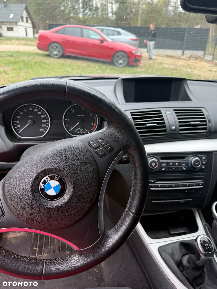 BMW Seria 1 118d - 5