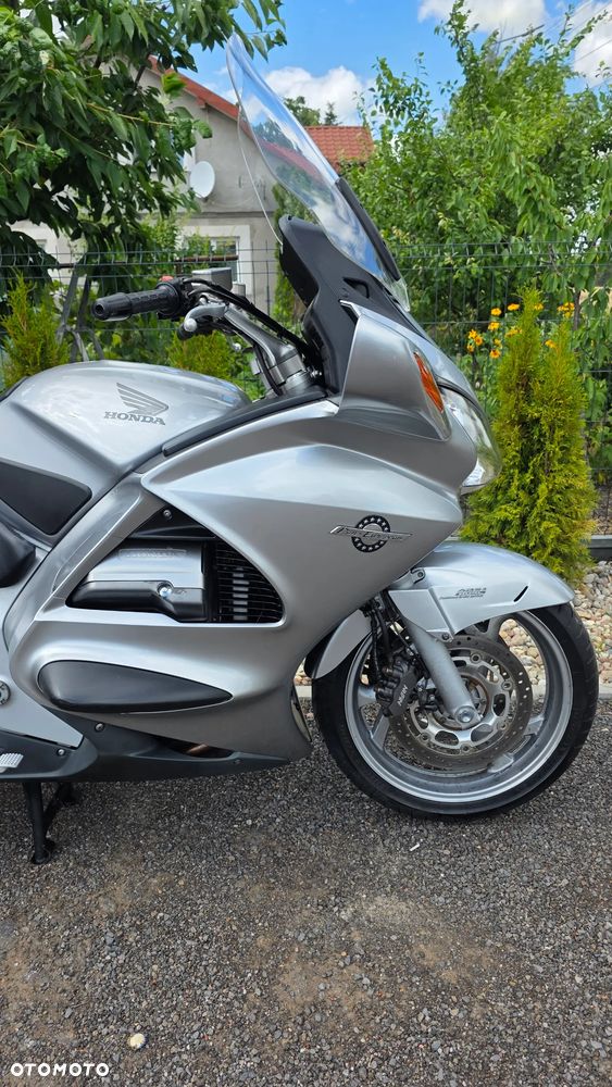 Honda ST - 4