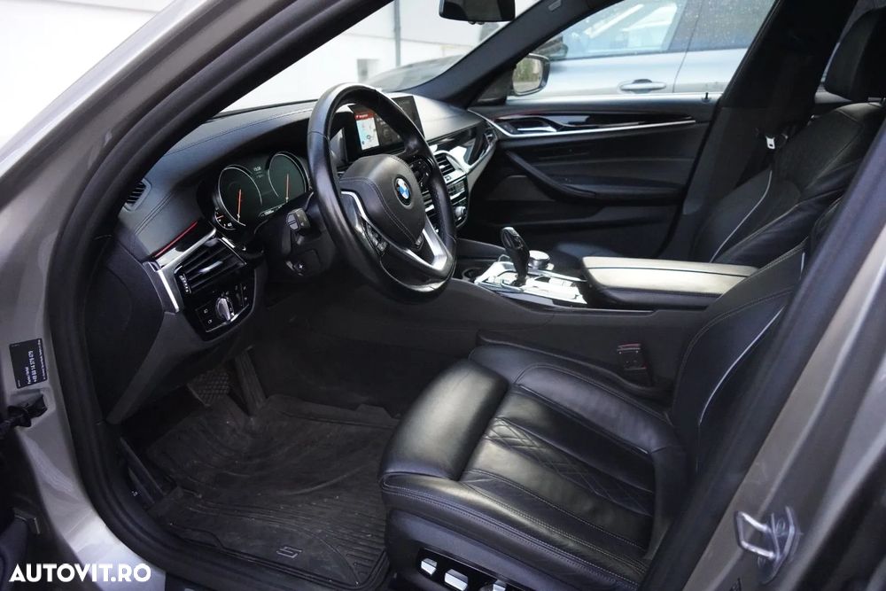 BMW Seria 5 540i xDrive AT - 10