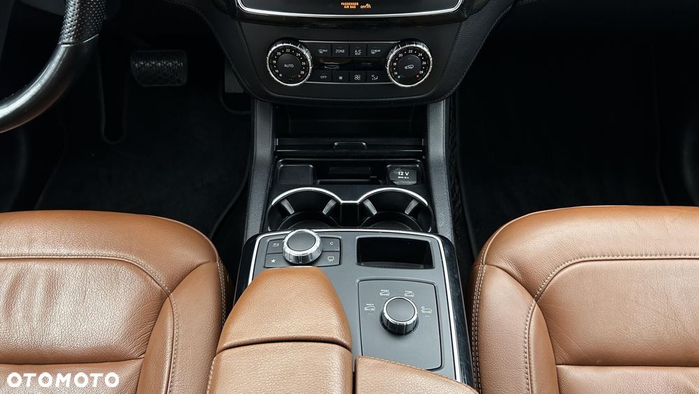 Mercedes-Benz GLE - 19