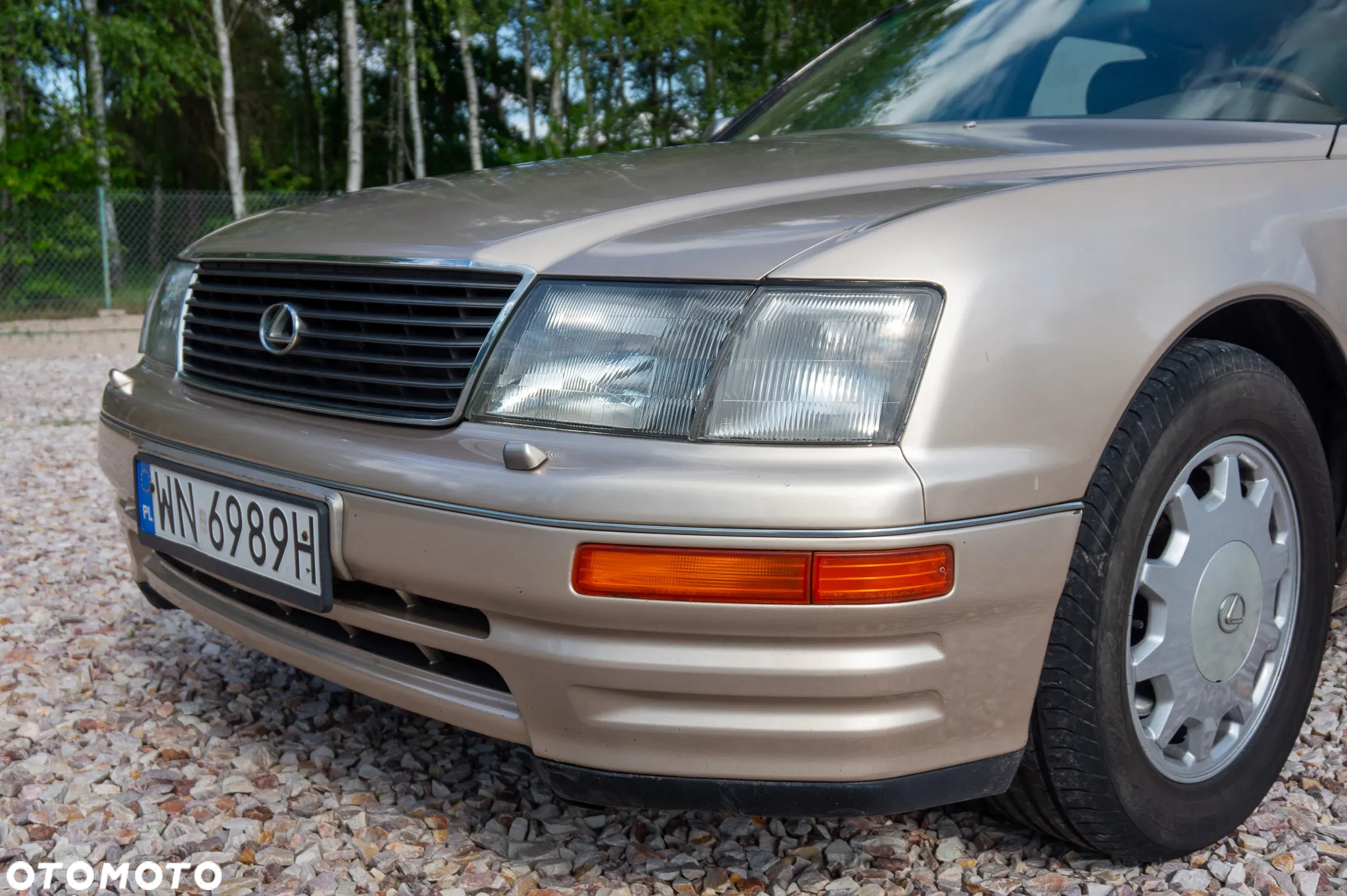 Lexus LS 400 - 12