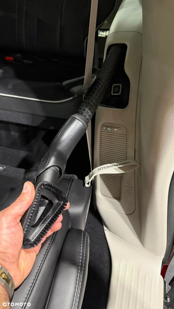 Chrysler Pacifica - 18