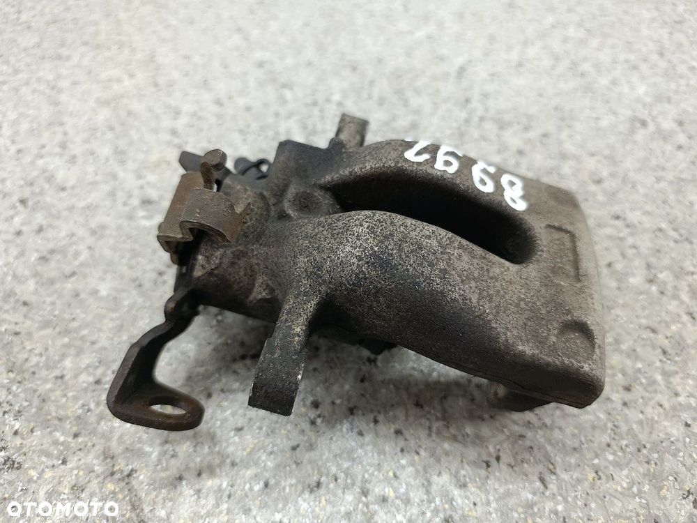 ZACISK HAMULCOWY PRAWY TYŁ OPEL ZAFIRA B  1.9 CDTI - 4