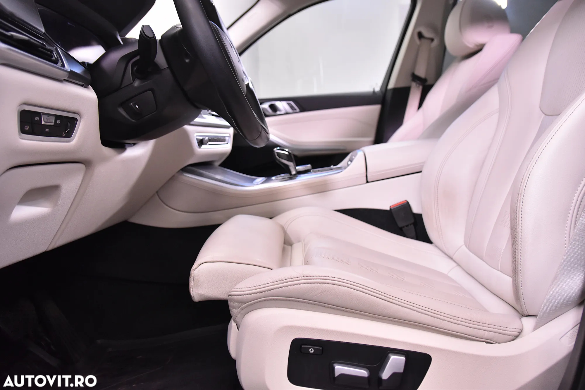 BMW X5 xDrive45e - 22