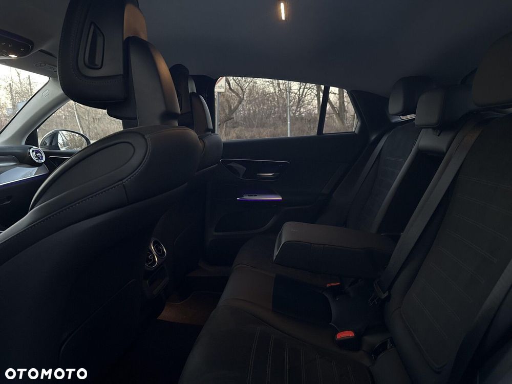 Mercedes-Benz GLC - 19