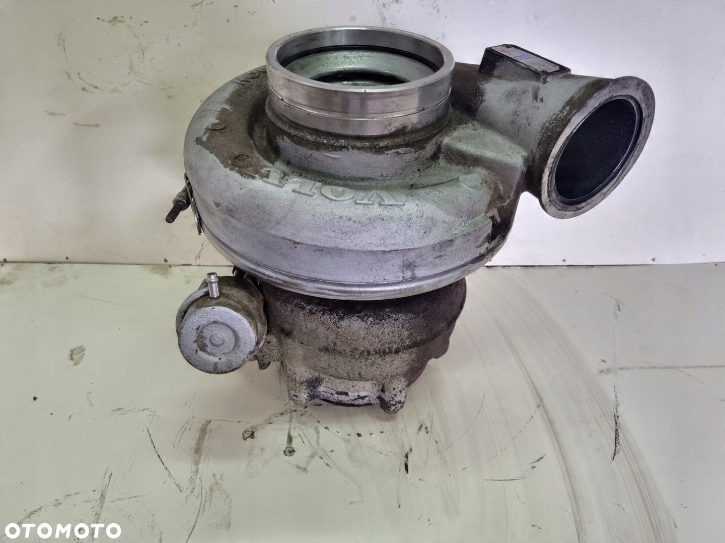 TURBINA TURBOSPRĘŻARKA VOLVO FH 16 D16E 20738574 - 1