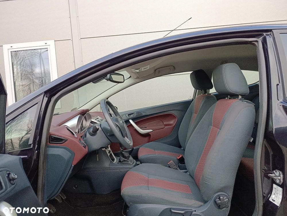 Ford Fiesta 1.25 Titanium - 25