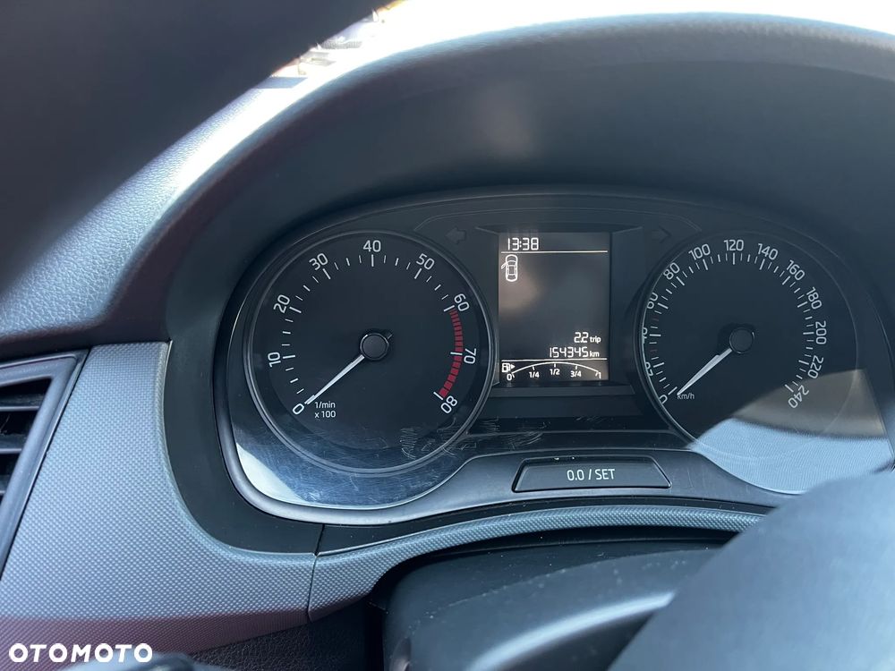 Skoda Fabia 1.0 Ambition - 8
