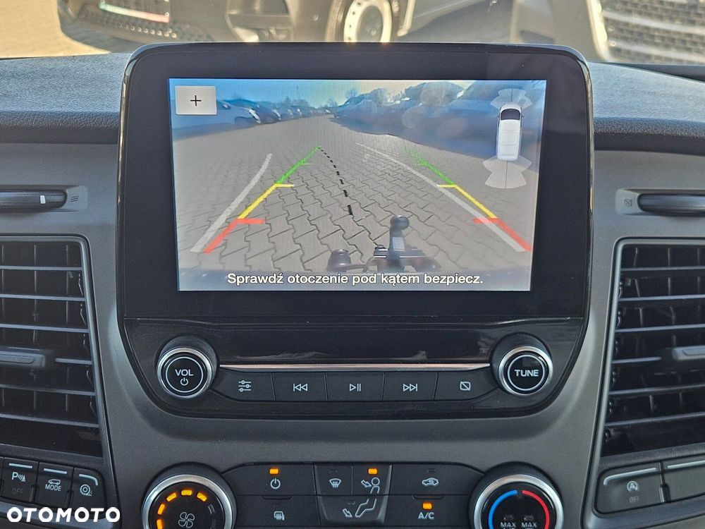 Ford transit-custom L2H1 *99999zł NETTO* Brygadówka 6 osób 2.0TdCi/131KM - 31