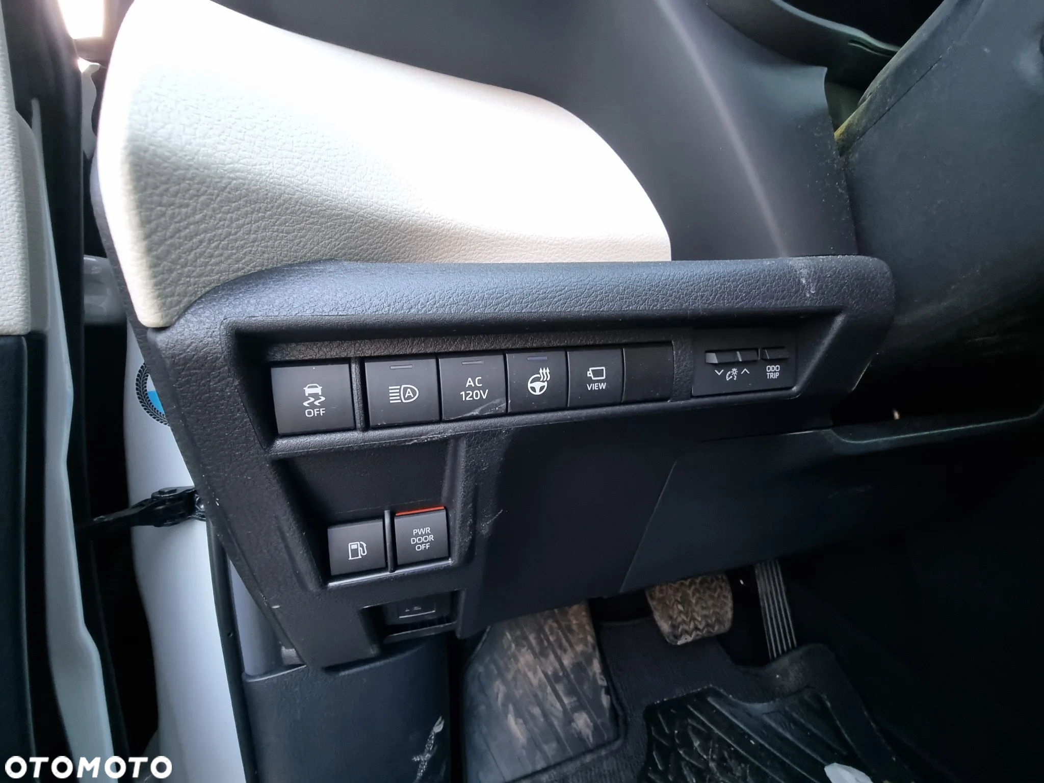 Toyota Sienna - 19