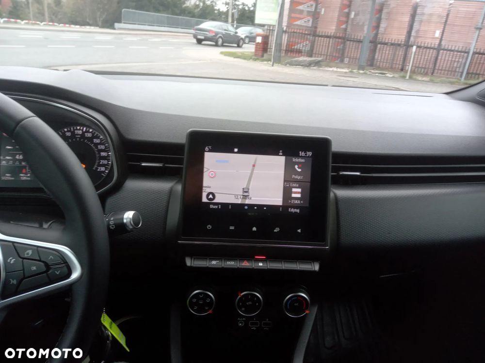 Renault Clio BLUE dCi 85 BUSINESS EDITION - 15