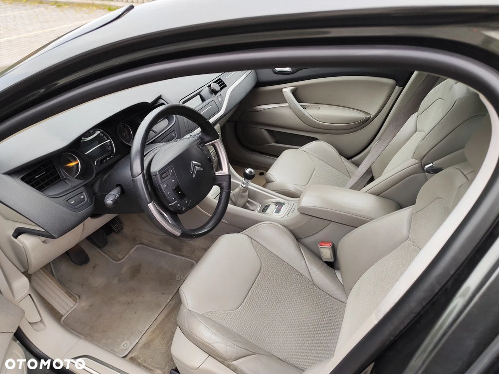 Citroën C5 2.0 HDi Exclusive - 6