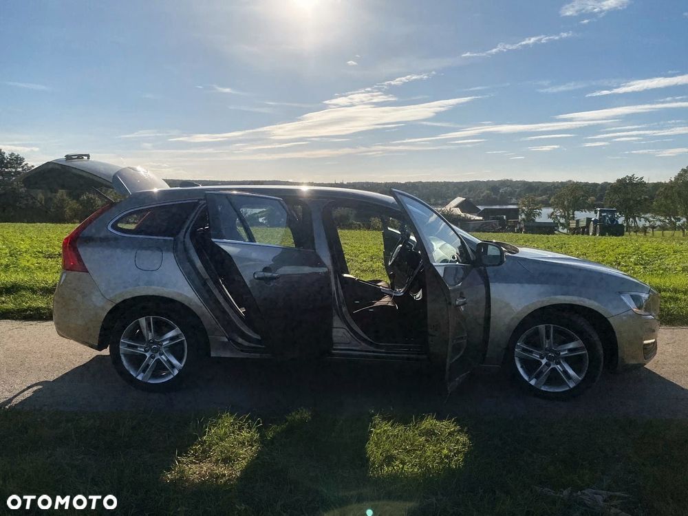 Volvo V60 D3 Kinetic - 30