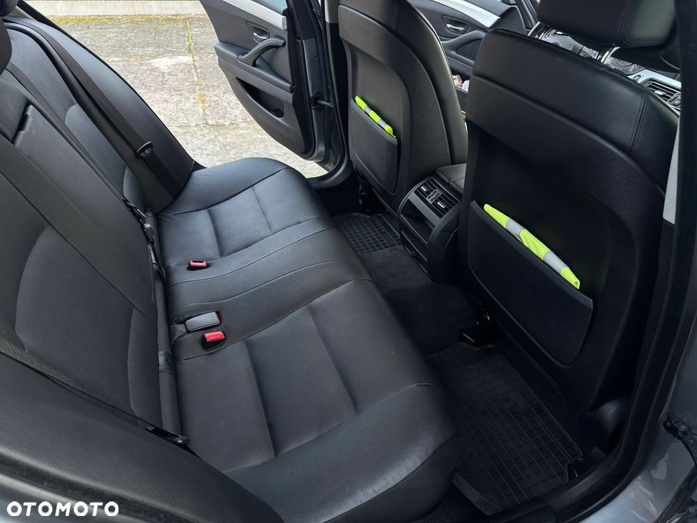 BMW Seria 5 520d - 16