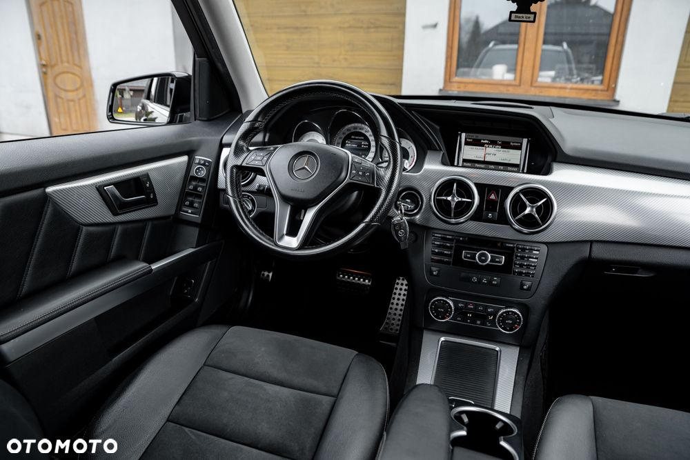 Mercedes-Benz GLK 220 CDI DPF 4Matic BlueEFFICIENCY 7G-TRONIC - 29