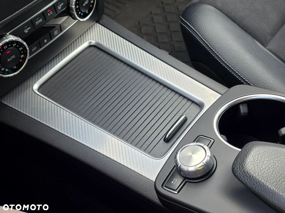 Mercedes-Benz GLK - 17