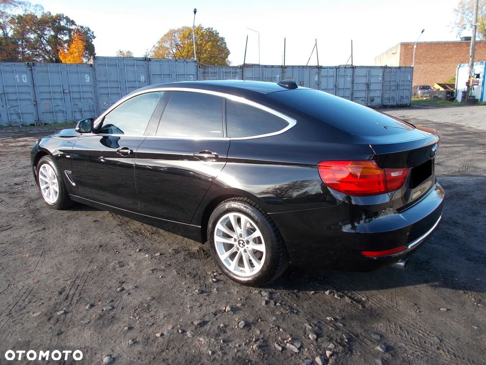 BMW 3 Series 2015 photo 4