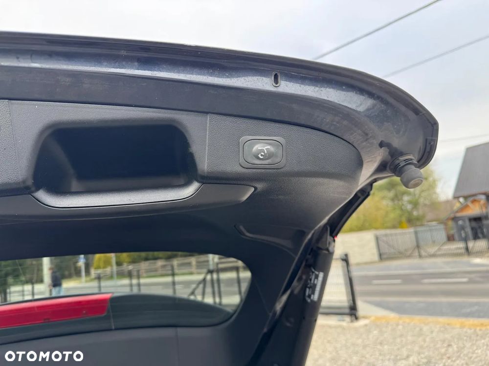 Ford Focus 1.5 EcoBlue Start-Stopp-System COOL&CONNECT DESIGN - 13