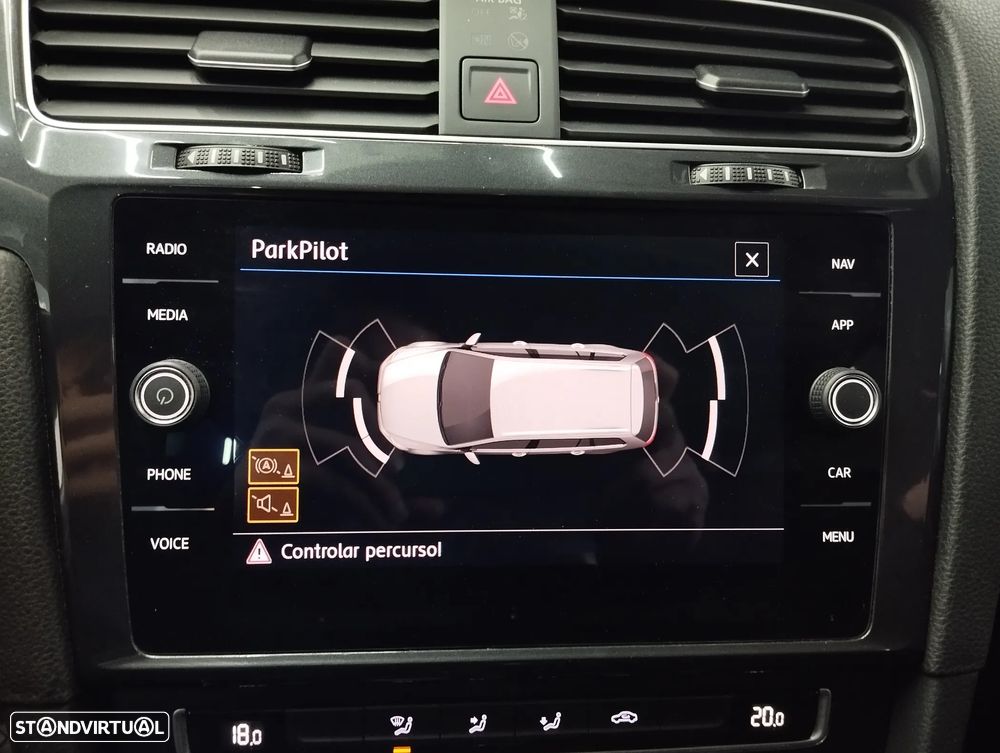 VW Golf Variant 1.6 TDi Confortline - 18