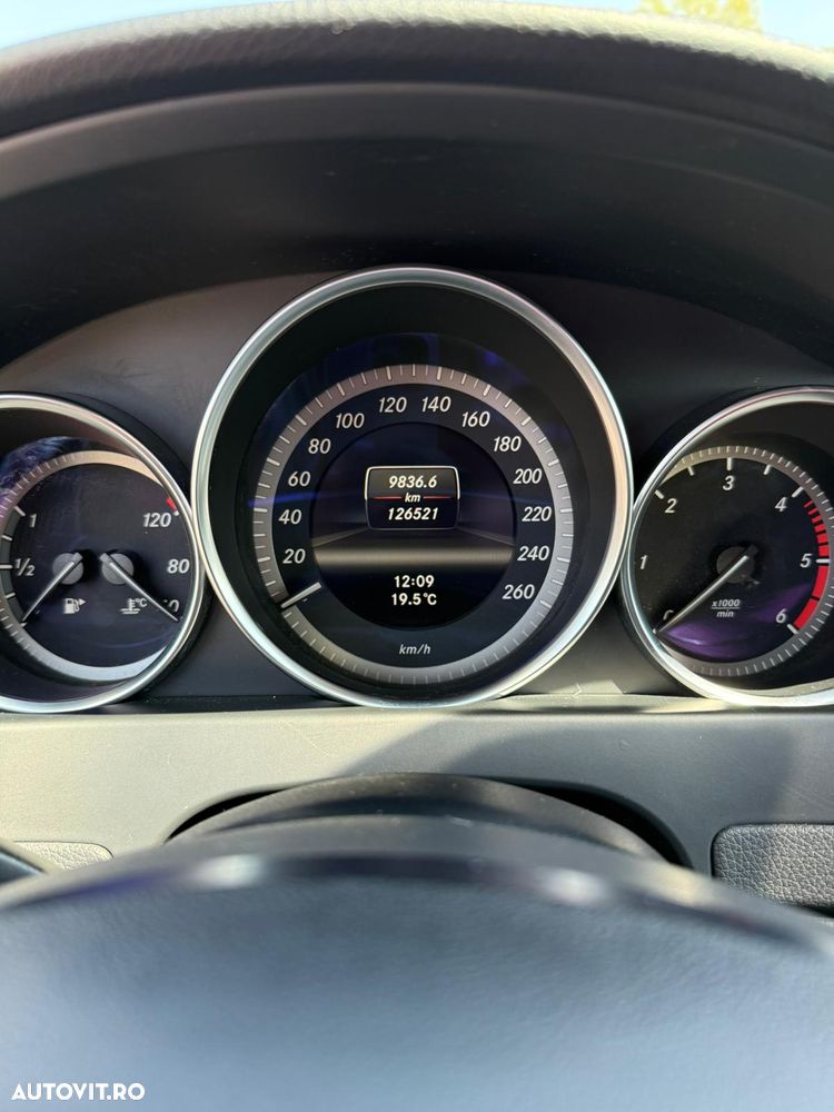 Mercedes-Benz C - 10