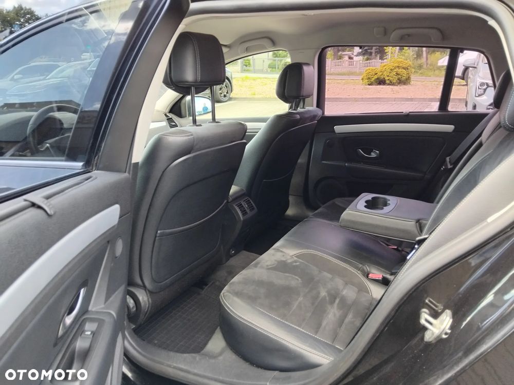 Renault Laguna 2.0 DCi FAP Initiale - 20
