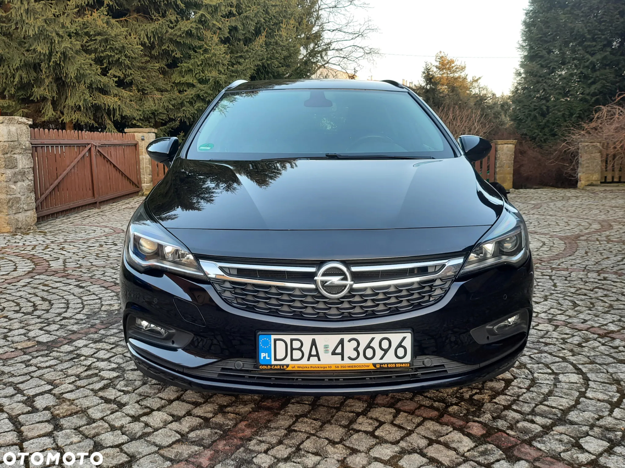 Opel Astra 1.6 D Start/Stop Sports Tourer 120 Jahre - 9