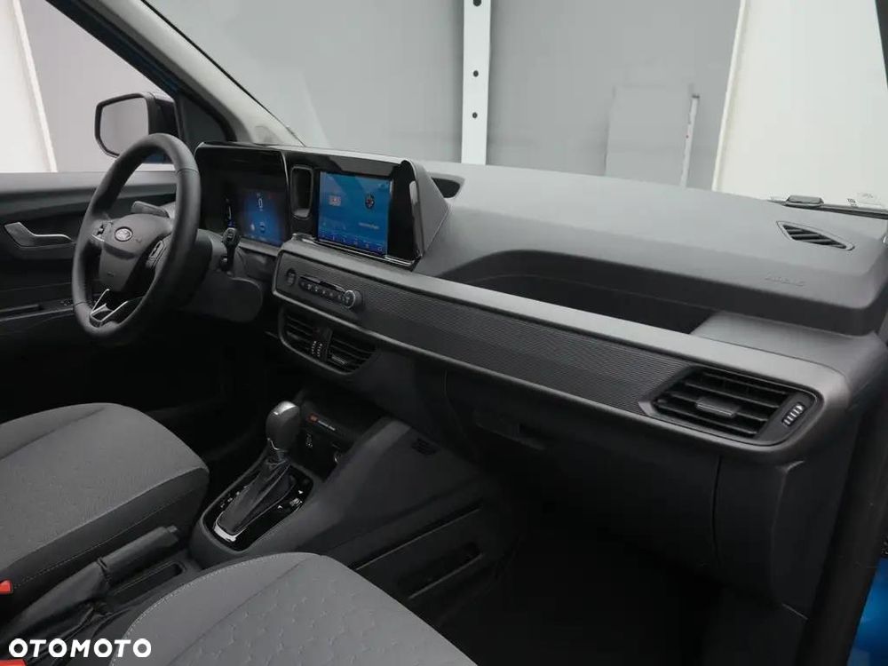 Ford Tourneo Courier 1.0 EcoBoost Titanium - 22