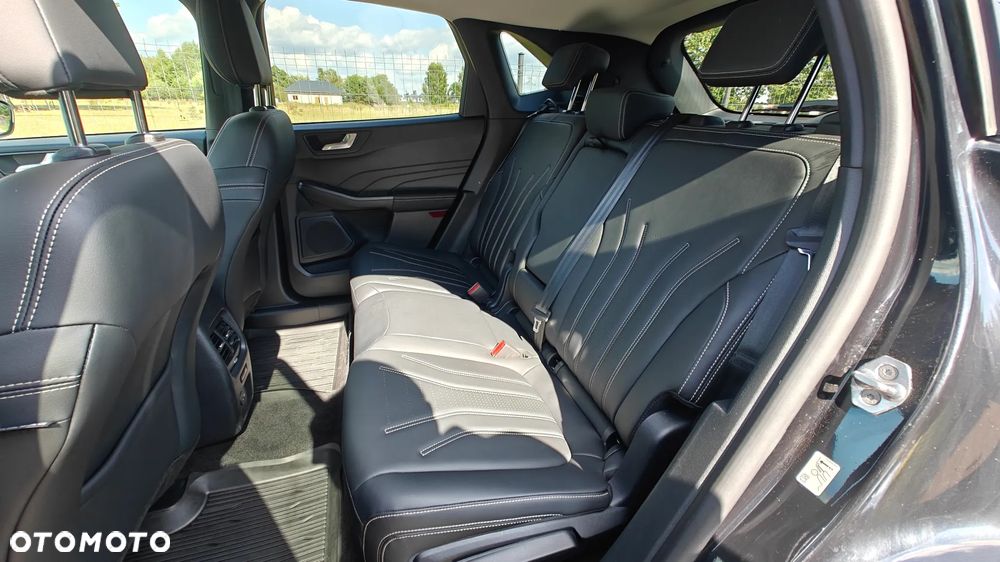 Ford Kuga - 13