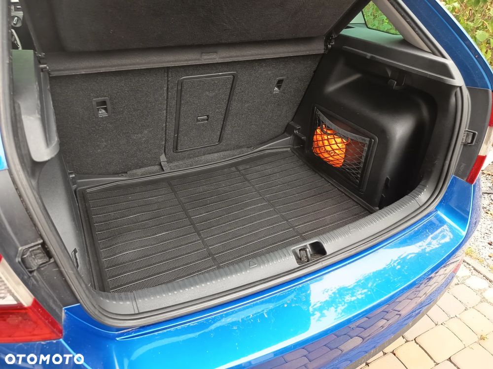 Skoda RAPID Spb 1.6 TDI DPF Joy - 26