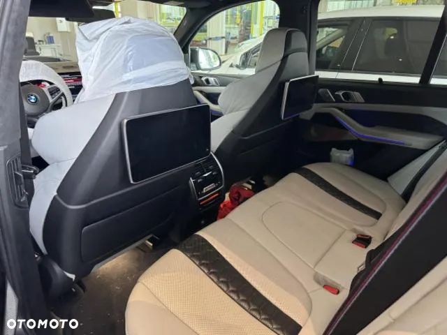 BMW X5 M Competition - 8