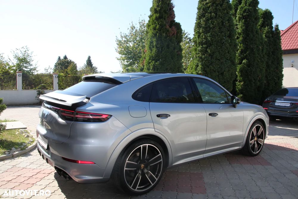 Porsche Cayenne Coupe - 2