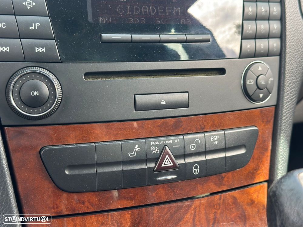 Mercedes-Benz E 270 CDi Elegance - 39